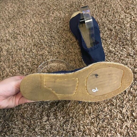 Eddie Bauer Canvas Espadrilles - Picture 6 of 8